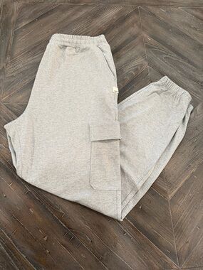 Vuori Women’s Med Joggers